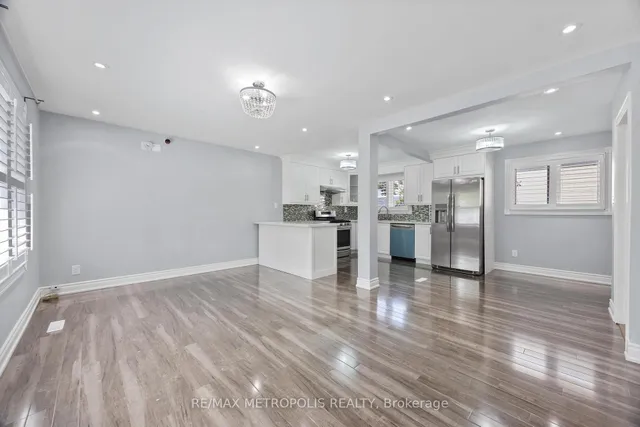 Additional image 4 of 70 Sunderland Cres