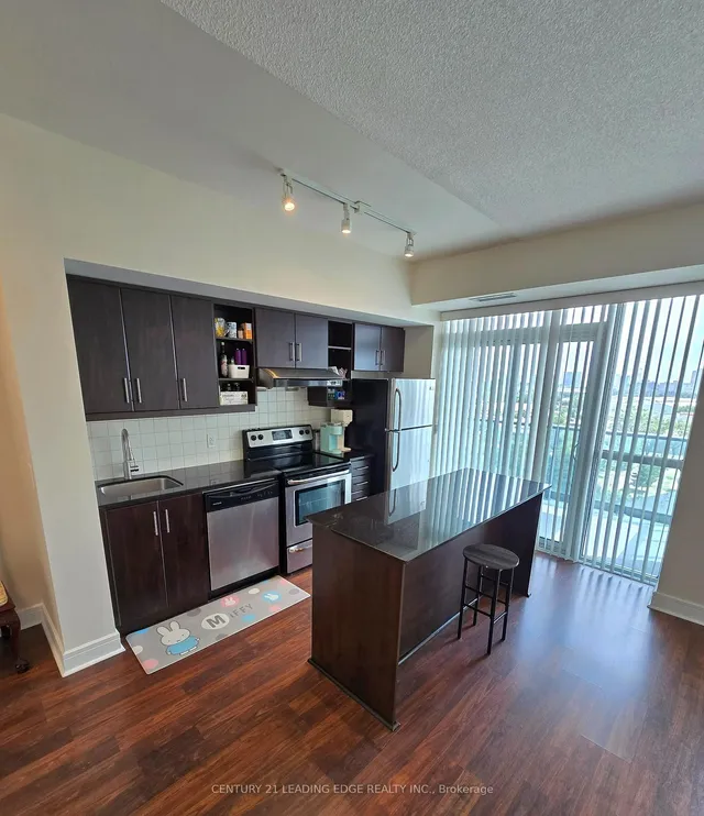 Additional image 9 of 35 Brian Peck Cres Unit 914