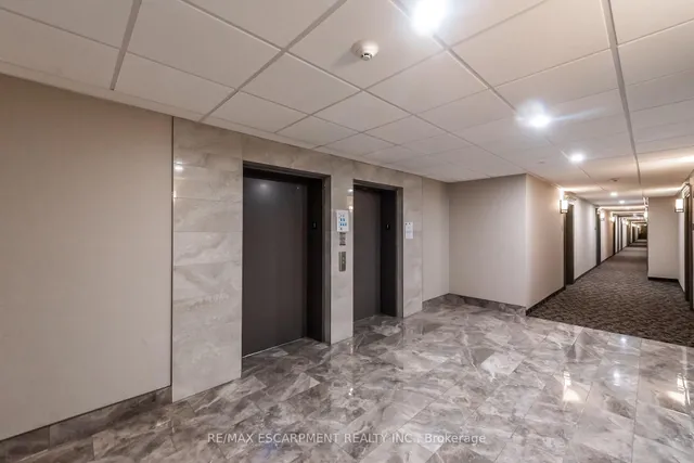 Additional image 36 of 125 Shoreview Pl Unit 103