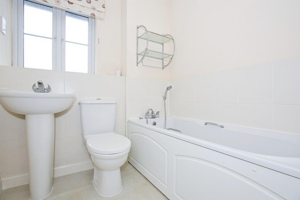 Additional image 10 of Merevale Way, Yeovil