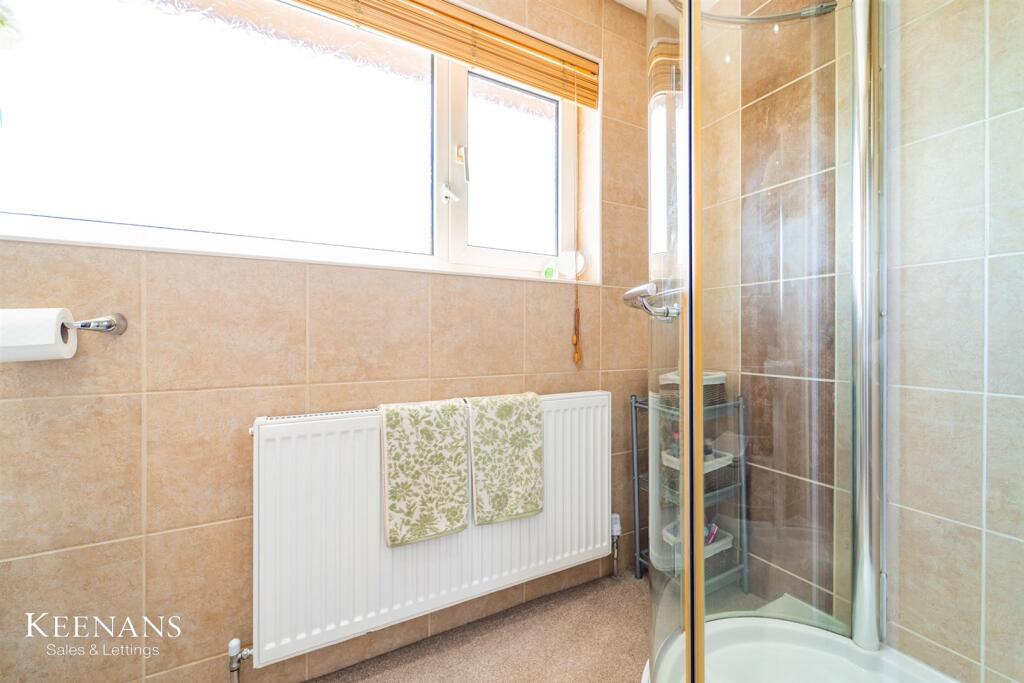 Additional image 32 of Windsor Close, Read