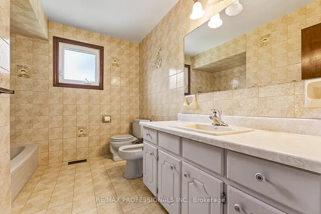 Additional image 31 of 8 St Phillips Rd