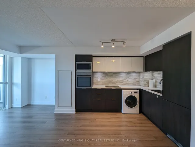 Additional image 3 of 318 Richmond St Unit 606