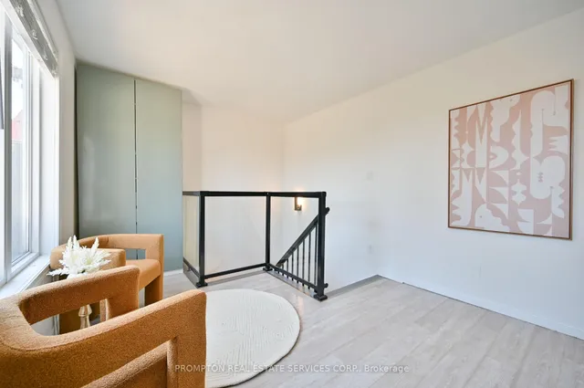 Additional image 28 of 18 Laidlaw St Unit 1030