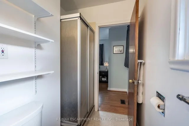 Additional image 16 of 902 North Shore Blvd