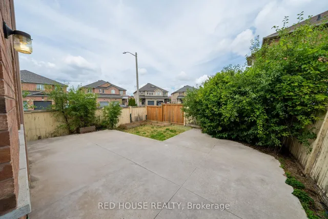 Additional image 26 of 78 Passfield Tr