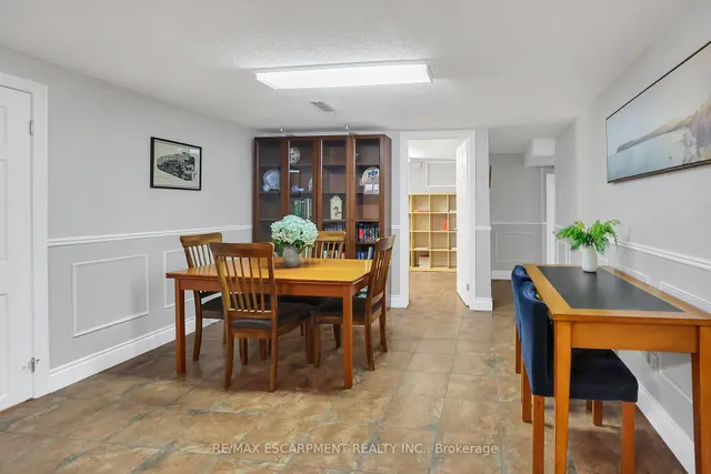 Additional image 24 of 95 Mountain Ave