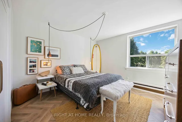 Additional image 23 of 57 Neptune Dr Unit 103