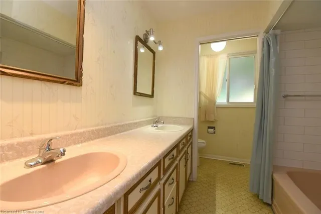 Additional image 36 of 30 Terrace Dr