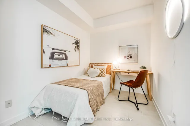 Additional image 16 of 19 WESTERN BATTERY Rd Unit 3202