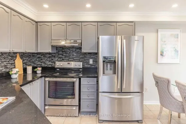 Additional image 9 of 823 Shepherd Pl