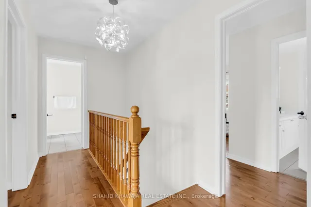 Additional image 13 of 492 Collis Crt