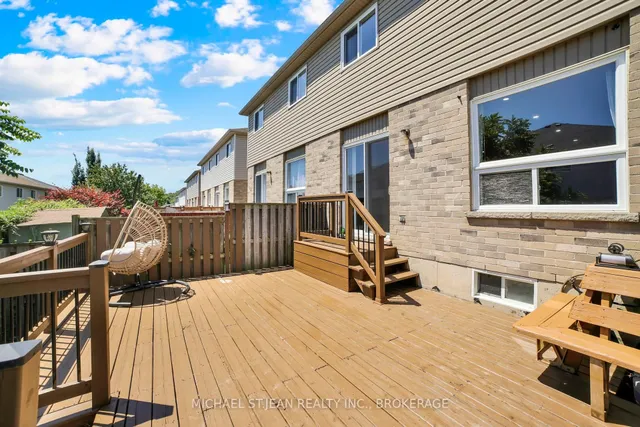 Additional image 30 of 42 Vennio Lane