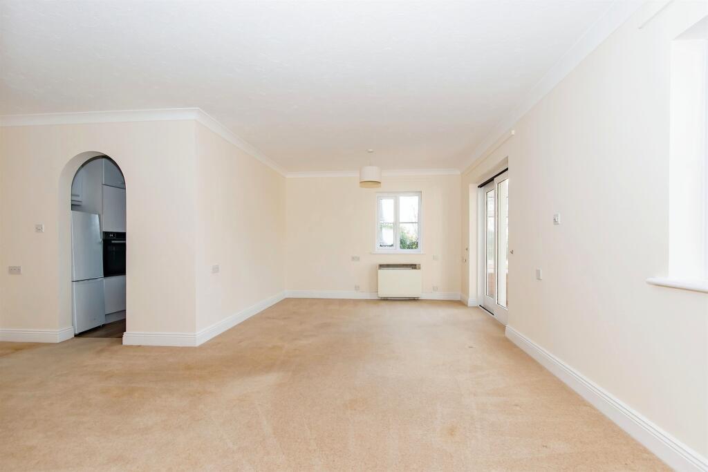 Additional image 17 of Coverdale Court, YEOVIL