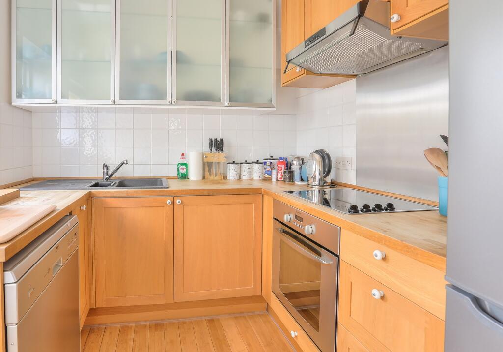 Additional image 4 of Thorpe Road, St Albans, Herts, AL1