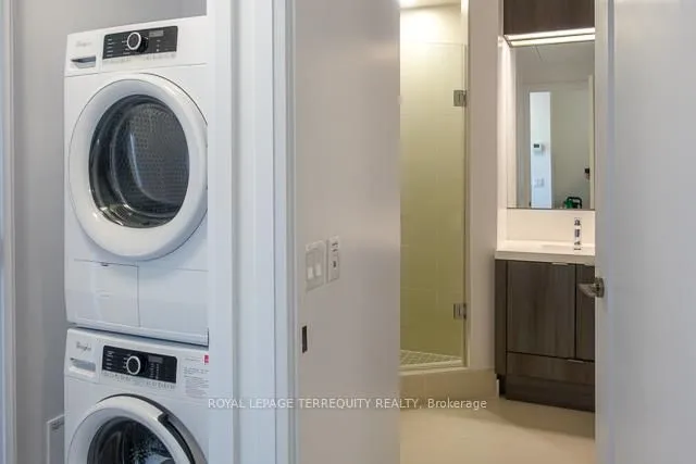 Additional image 5 of 101 Erskine Ave Unit 806