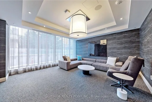 Additional image 38 of 50 Wellesley St Unit 704