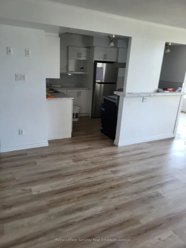 Additional image 10 of 2470 Eglinton Ave Unit 605