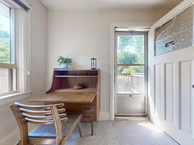 Additional image 33 of 153 Castlefield Ave