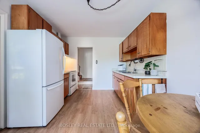 Additional image 12 of 4345 Bloor St Unit 60