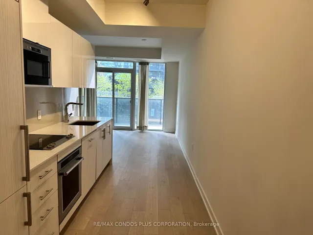 330 Richmond St Unit 518