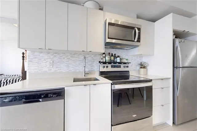 Additional image 9 of 3210 Dakota Common Common Unit A814