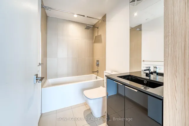 Additional image 20 of 70 Temperance St Unit 2501