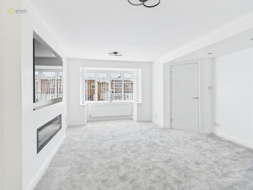 Additional image 4 of Briar, Tamworth