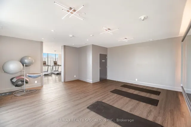 Additional image 35 of 15 Lynch St Unit 806