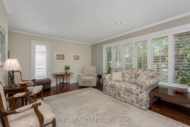 Additional image 9 of 20 Lennox Crt