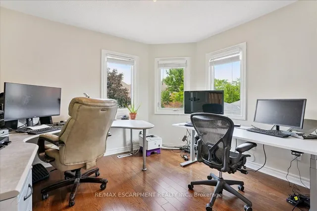 Additional image 20 of 105 River Glen Blvd