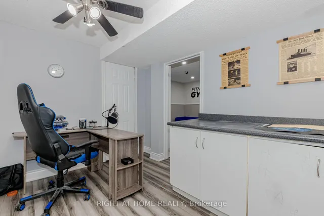 Additional image 42 of 17 Garden Ave