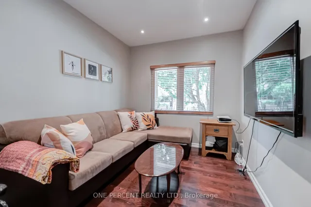 Additional image 7 of 143 Silverthorn Ave