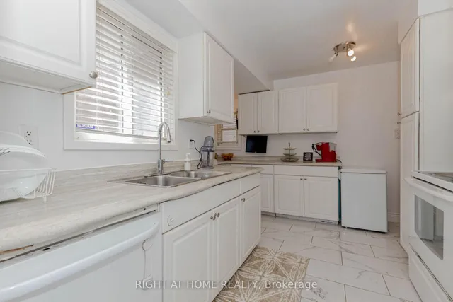 Additional image 18 of 17 Garden Ave