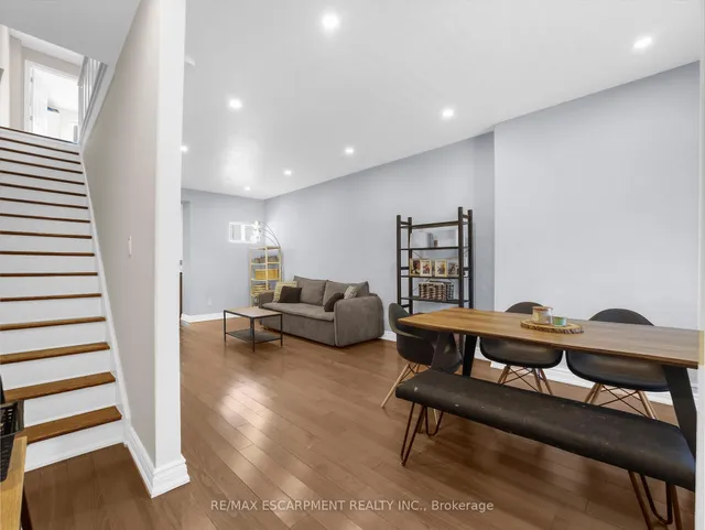 Additional image 13 of 114 BURTON St