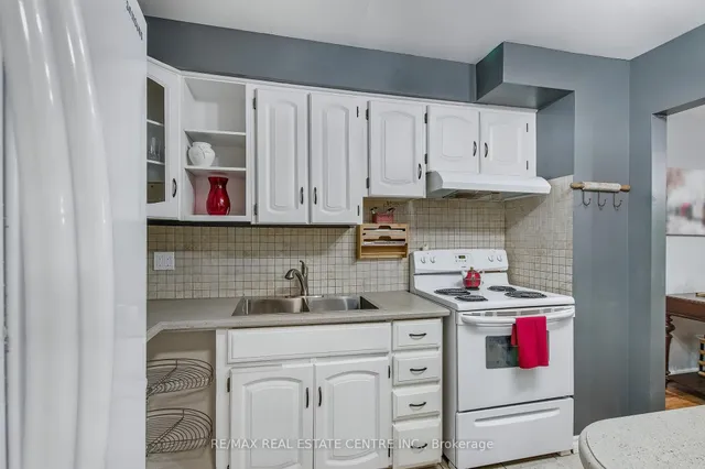 Additional image 15 of 443 Ontario St