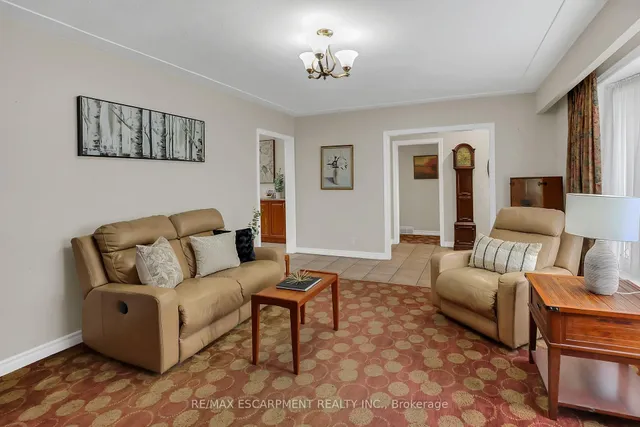 Additional image 20 of 95 Mountain Ave