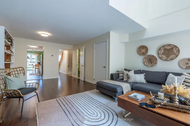 Additional image 6 of 2075 Walkers Line Unit 235