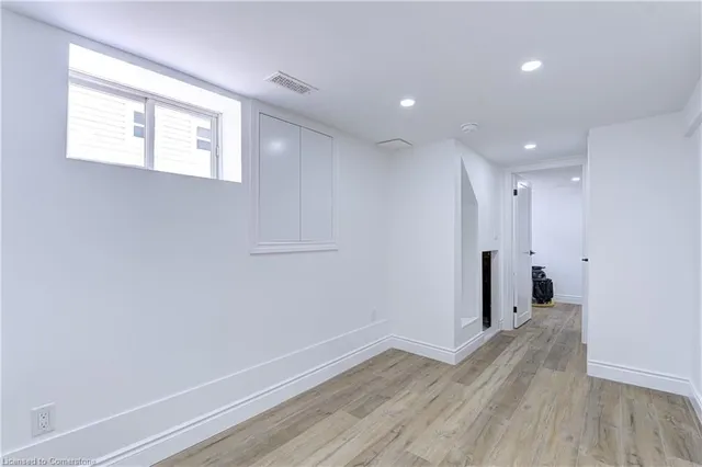 Additional image 33 of 49 Harmony Ave