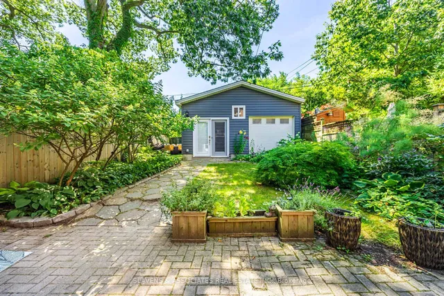 Additional image 46 of 104 Silver Birch Ave