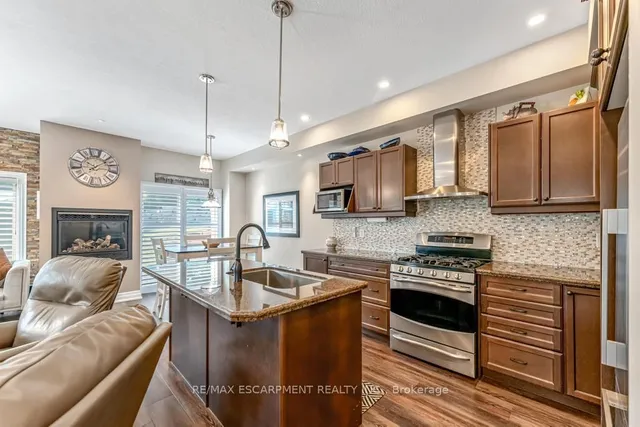 Additional image 8 of 21 Forest Valley Cres