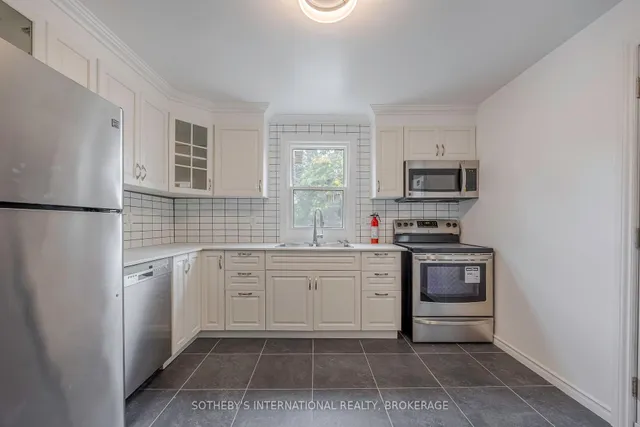 Additional image 8 of 81 Clinton St