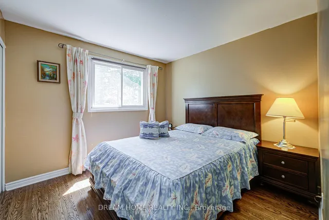 Additional image 32 of 811 Huntingwood Dr