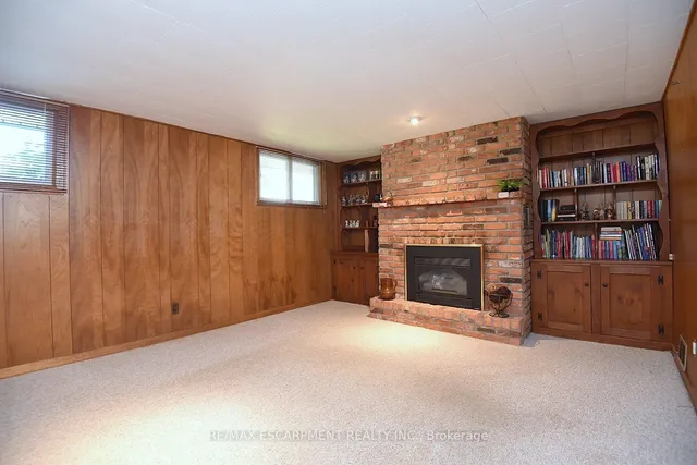 Additional image 35 of 552 Hull Crt