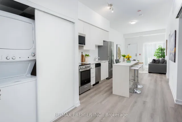 Additional image 8 of 2433 Dufferin St Unit 103