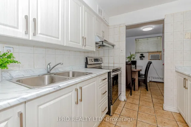 Additional image 17 of 3555 Derry Rd Unit 103