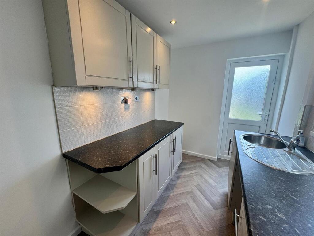 Additional image 10 of Kingsway, Oldbury, West Midlands