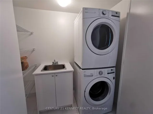 Additional image 26 of 60 George Butchart Dr Unit TH 3