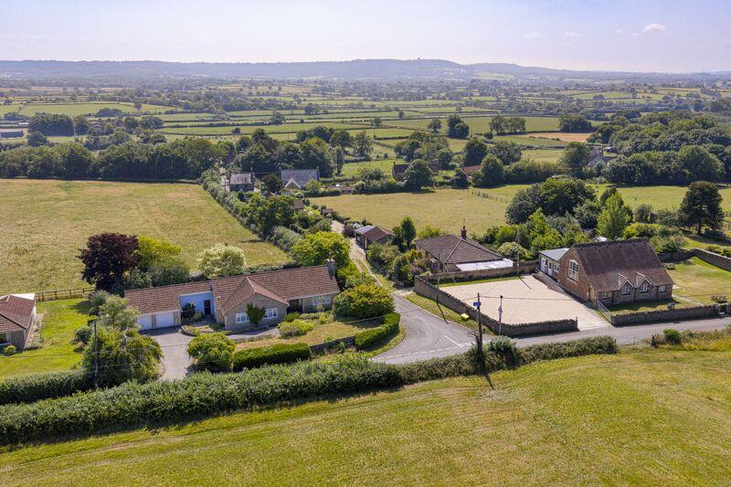 Additional image 28 of Detached spacious bungalow with fabulous views