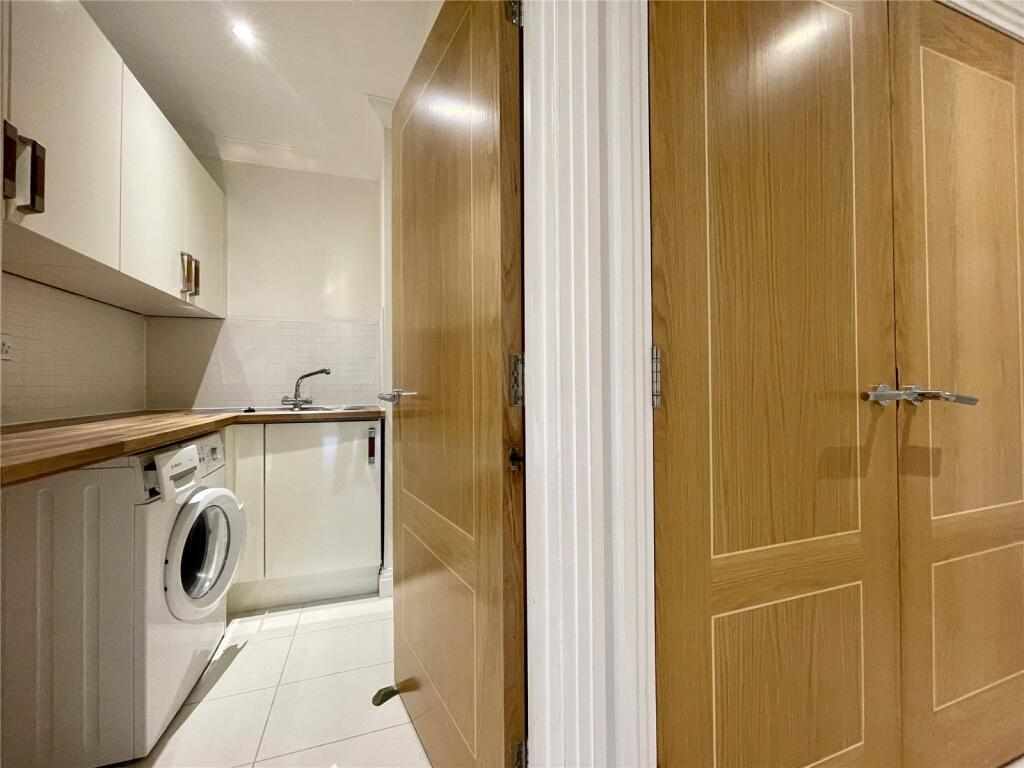 Additional image 14 of Georges Wood Road, Brookmans Park, Hertfordshire, AL9